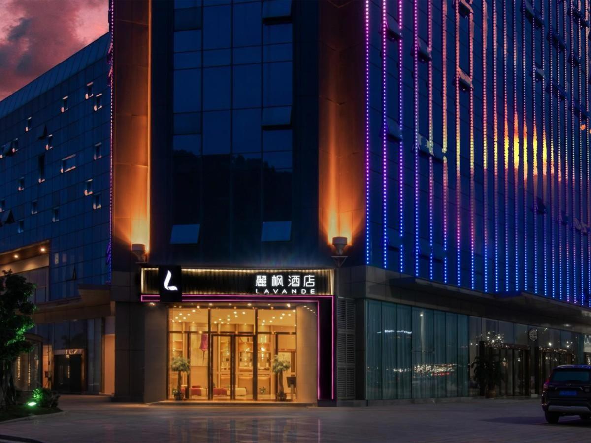 Lavande Hotel Yibin University City Exhibition Center, China