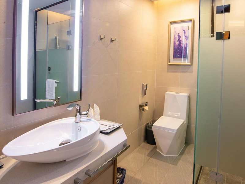 Lavande Hotel Yibin University City Exhibition Center, Yibin, China