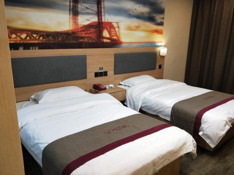Thank Inn Chain Hotel anhui fuyang funan county department store, Fuyang, China