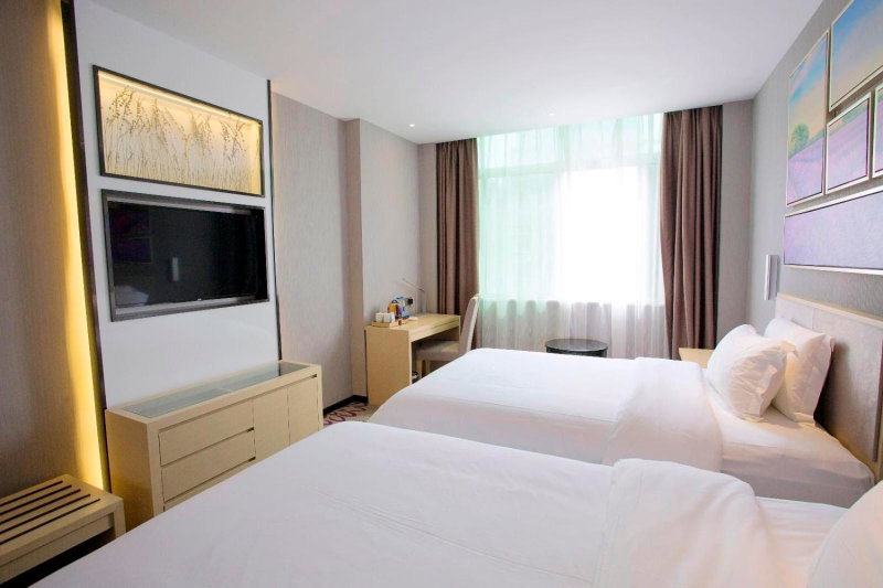 Lavande Hotel (Xinyi Fuhai Building Branch), Xinyi, China
