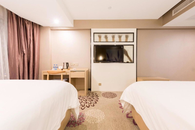 Lavande Hotel HeYuan Wanlong City, Heyuan, China