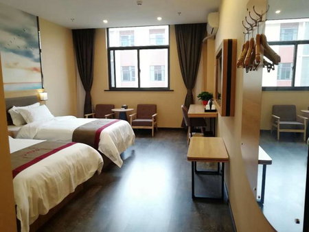 Thank Inn Plus Hotel Kunshan Wulian Commercial Center, Suzhou, China