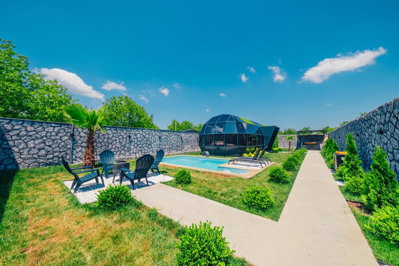 BALİ Sapanca, Sapanca, Turkey