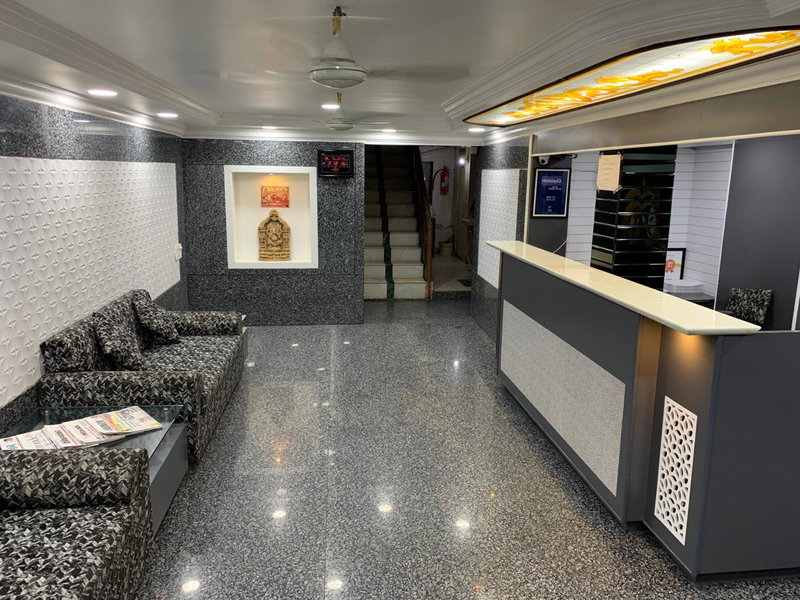 Hotel O Raipur Railway Station Formerly Hotel Okasu, Raipur, India