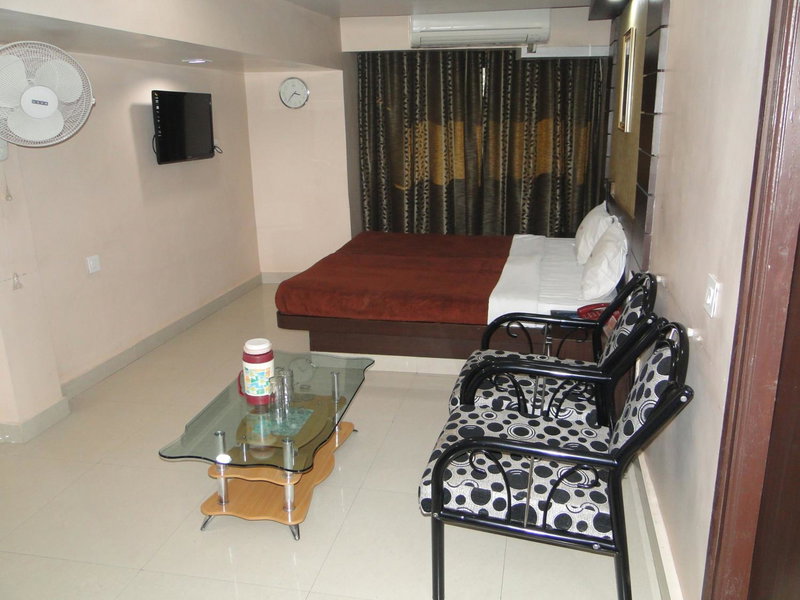 Hotel O Raipur Railway Station Formerly Hotel Okasu, Raipur, India