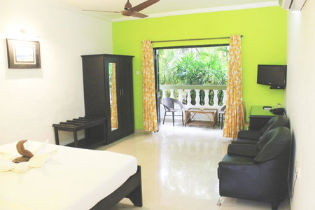 Silver Sands Sunshine - Angaara, Candolim, India