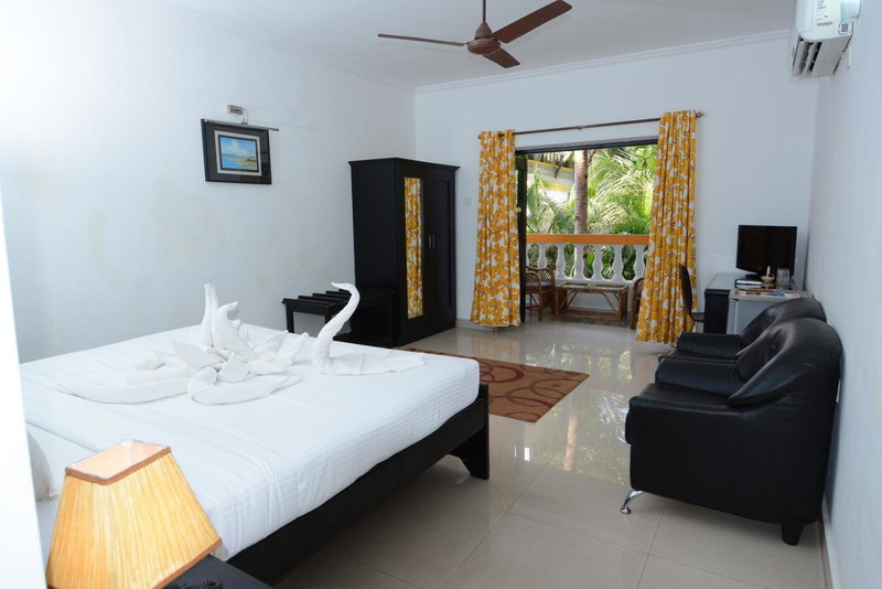 Silver Sands Sunshine - Angaara, Candolim, India