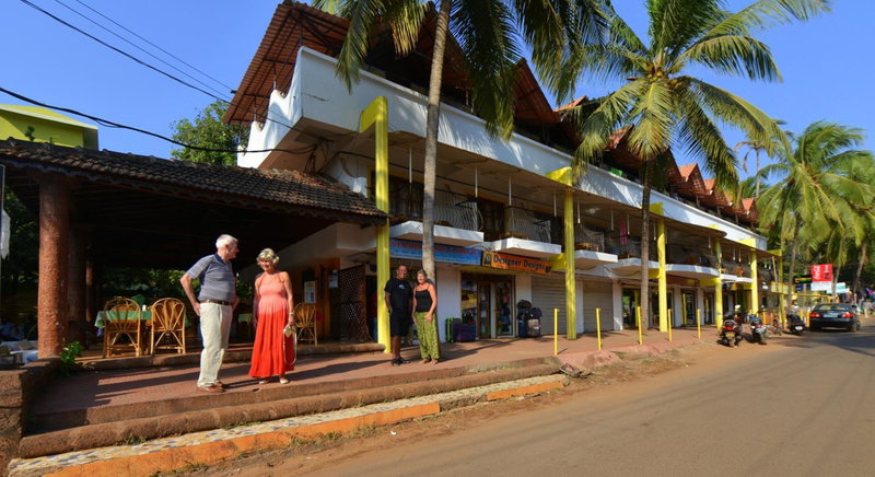 Silver Sands Sunshine - Angaara, Candolim, India