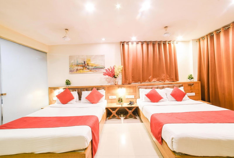 Hotel Grandeur-Near Mumbai International Airport, Mumbai, India