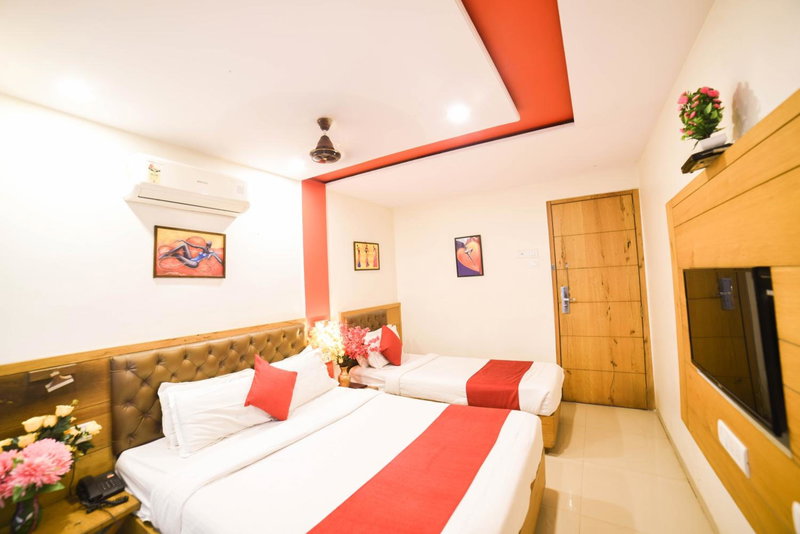 Hotel Grandeur-Near Mumbai International Airport, Mumbai, India