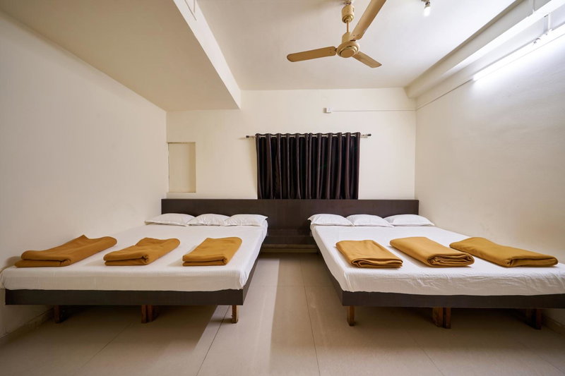 Hotel Ranjan Deluxe, Kolhapur, India