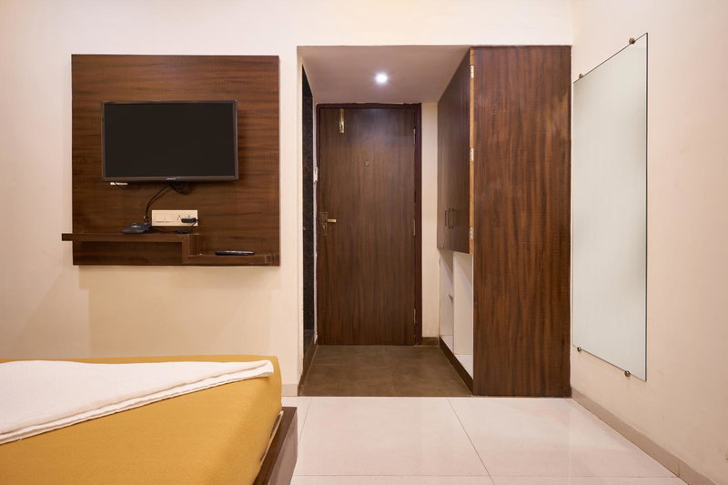 Hotel Ranjan Deluxe, Kolhapur, India