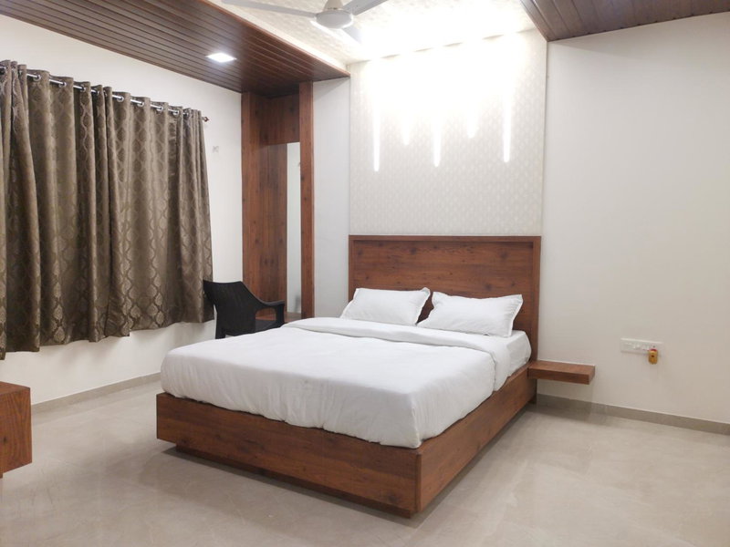 Mahalaxmi Executive, Kolhapur, India