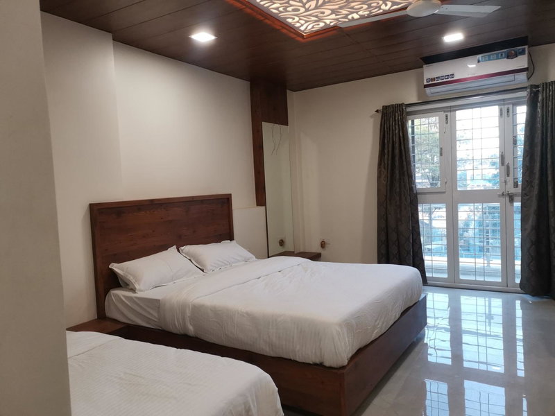Mahalaxmi Executive, Kolhapur, India