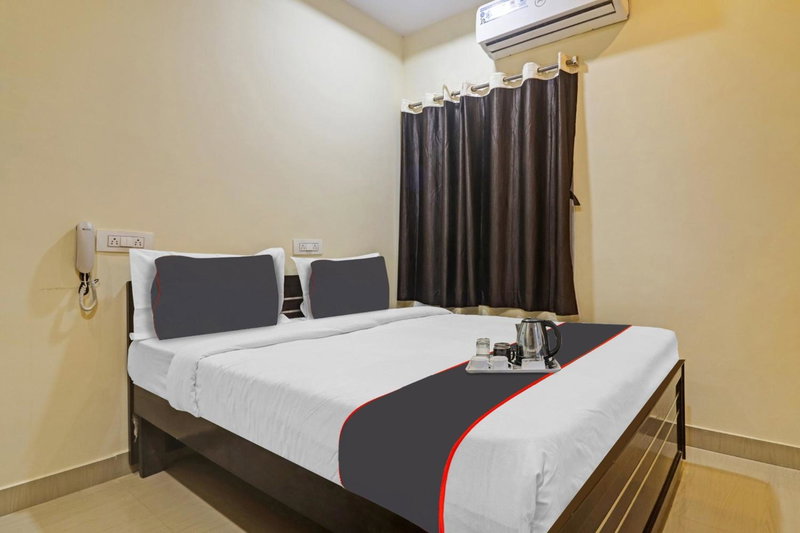 Super Collection O Gachibowli, Kondapur, India