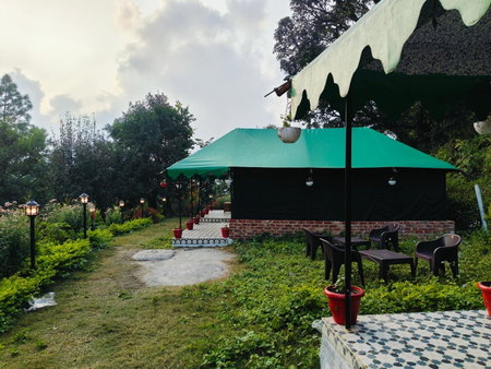 The jungle book by lake & woods, Bhīm Tāl, India