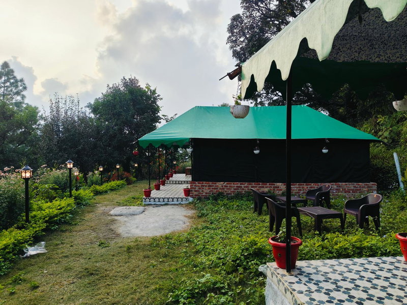 The jungle book by lake & woods, Bhīm Tāl, India
