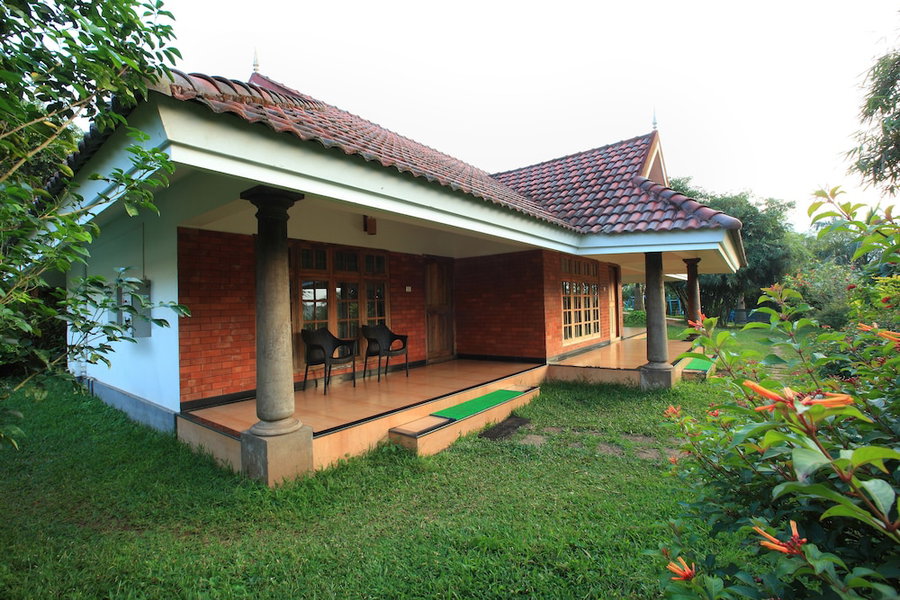 Arayal Resorts: A Unit of Sharoy Resort, Wayanad, Vythiri, India