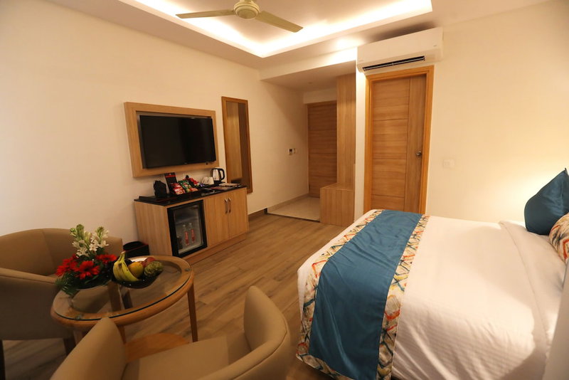 Hotel Elora, Lucknow, India
