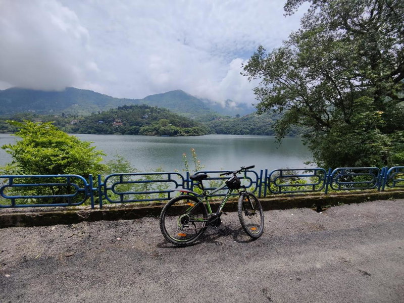 Narayana Lake Hide Out, Bhīm Tāl, India