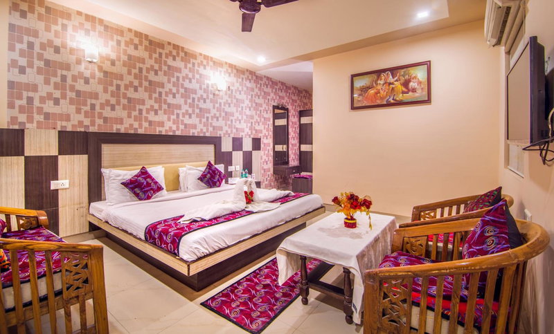 Hotel Ganpati Palace, Mathura, India