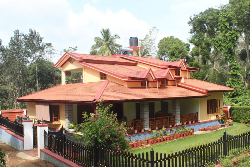 Whistling Woods Farm Stay, Kushālnagar, India