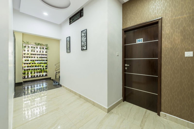 Treebo Greenwood Premier Suites, Old Airport Road, Bangalore, India