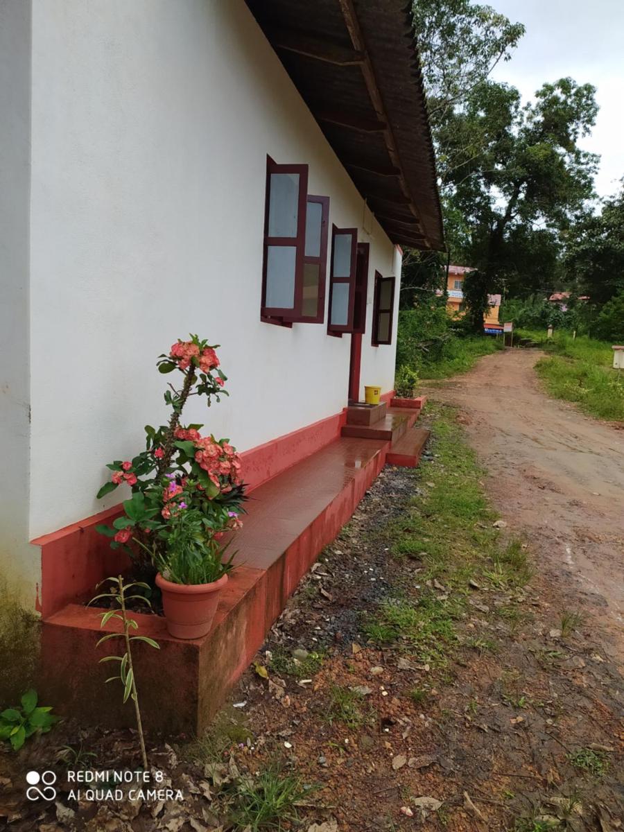 VANASIRI COTTAGE (Tourist Home), India