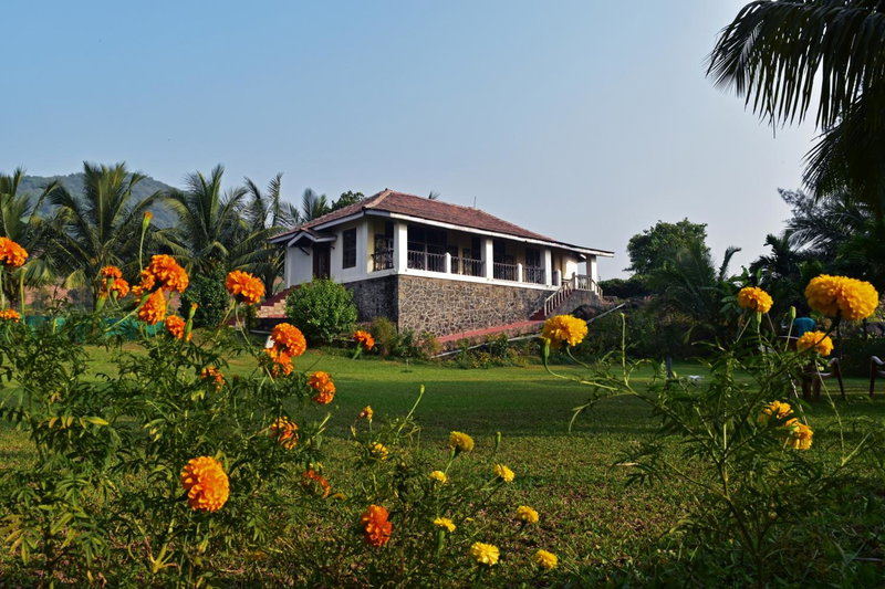 SaffronStays Salt Rim on the Beach, Korlai, Christpāda, India