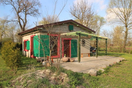 Chata nad Wisłą u Macieja, Dobrzyków, Poland