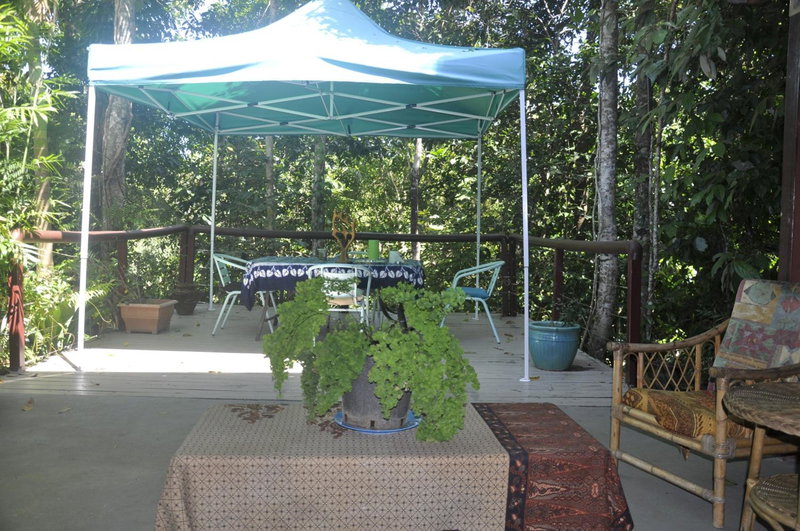 Tropical Bliss bed and breakfast, Mena Creek, Australia