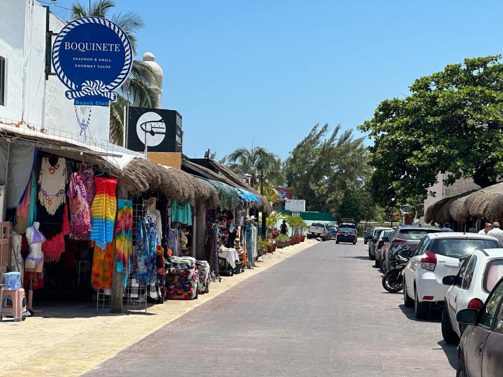 Hotel · Hotel Las Palmas Puerto Morelos, Puerto Morelos