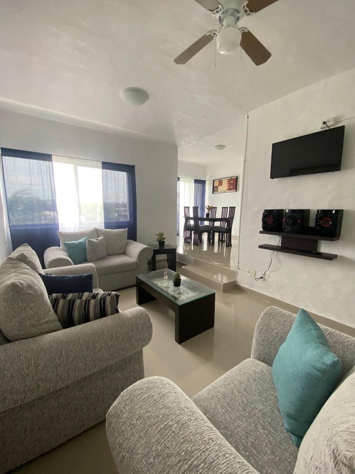 hermoso condominio suites las palmas con alberca, Mexico