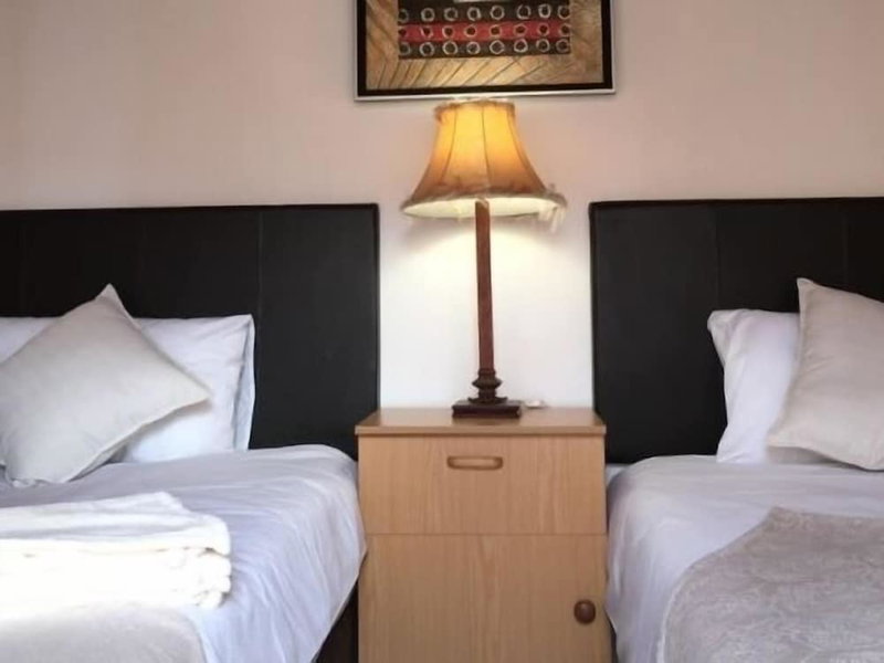 Cura Lodge, Bloemfontein, South Africa