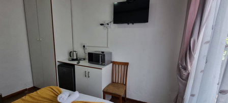 Epic Den Lodge, Phuthaditjhaba, South Africa