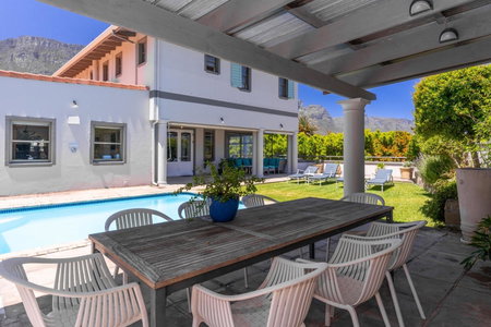 Adventure Pad at Camps Bay Retreat, Cape Town, South Africa