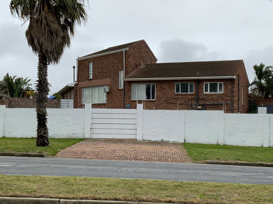 La Roche Stay, Port Elizabeth, South Africa