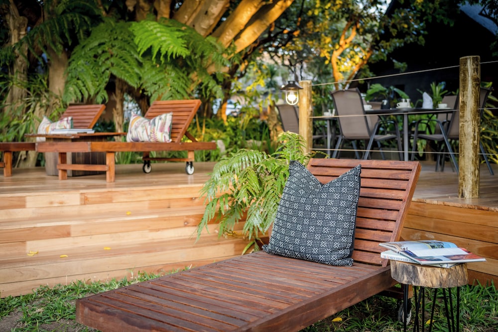 Sunbirds Oasis Lodge, South Africa