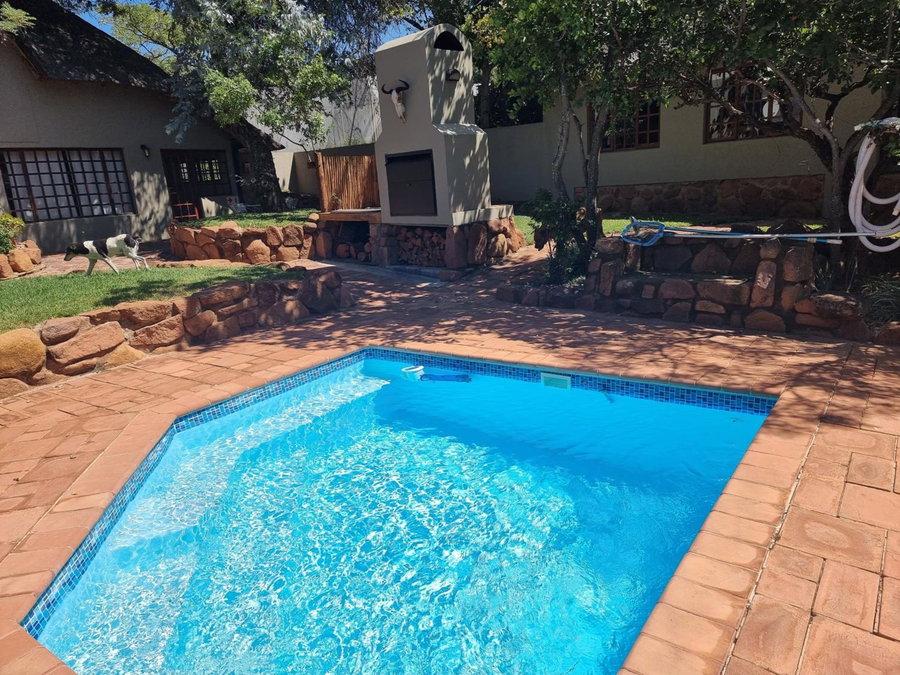 Milkwood Cottage Mabalingwe, Warmbaths, South Africa