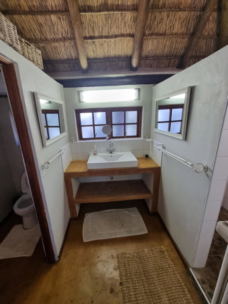Milkwood Cottage Mabalingwe, Warmbaths, South Africa