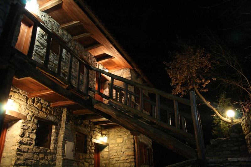 Arxontiko Agonari, Metamorfosi, Greece