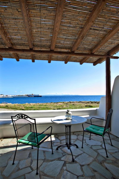 Parathyro sto Aigaio 2 - Small Suites, Tinos Town, Greece