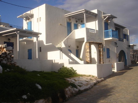 Angelos Rooms, Iraklia, Greece
