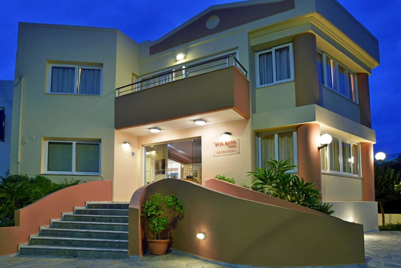 Iolkos Hotel Apartments, Kato Daratso, Greece