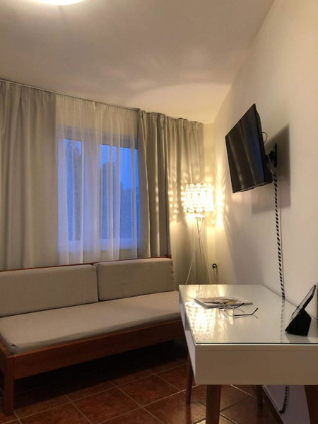 Iolkos Hotel Apartments, Kato Daratso, Greece