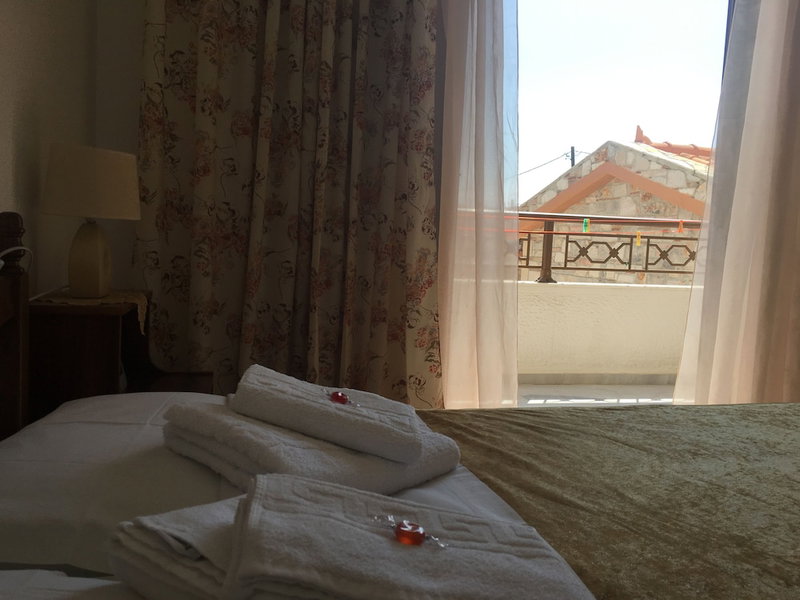 Chris Studios & Apartments, Corinth, Greece