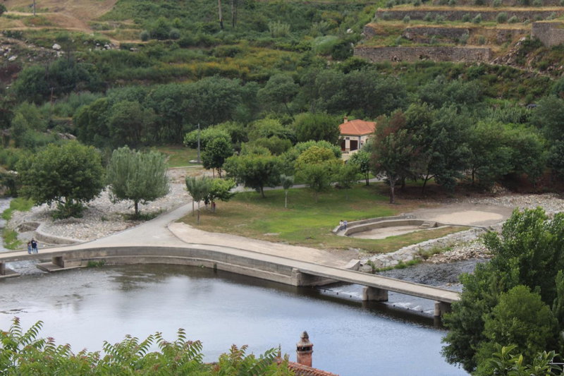 Casa Avô T1, Avô, Portugal