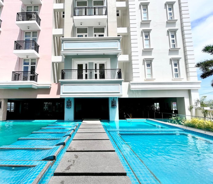 Room-experience Elegance at Chambre Hono, Iloilo, Philippines