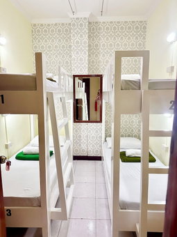 Davao Hub Dormitel Bed & Breakfast, Davao, Philippines