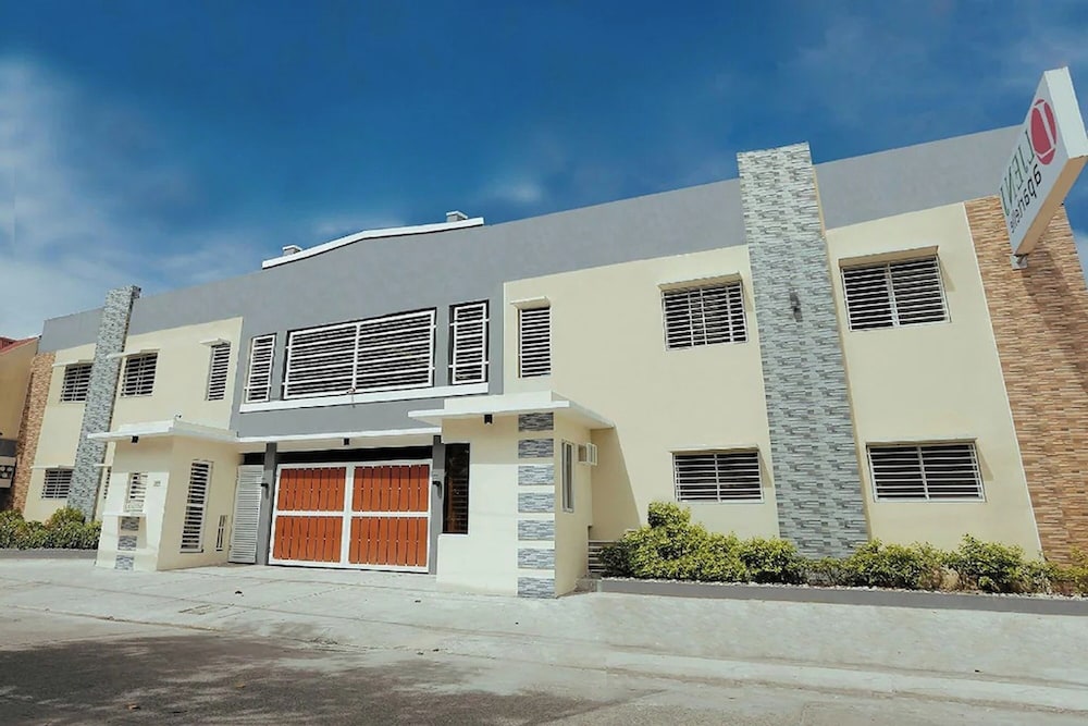 Ljenj Apartelle, Philippines